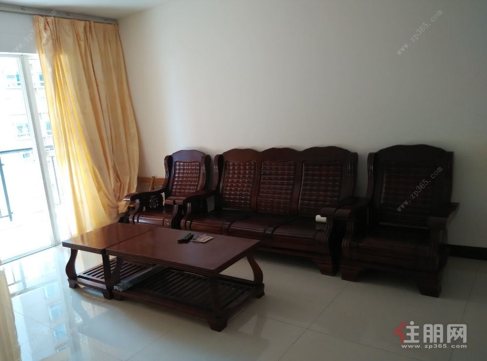 广汇东湖城新装修湖景房出租