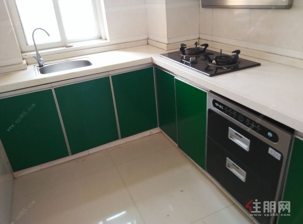 广汇东湖城新装修湖景房出租