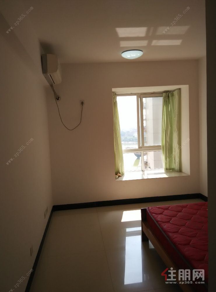 广汇东湖城新装修湖景房出租