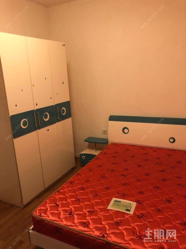 盛世名门1室2厅出租,拎包入住