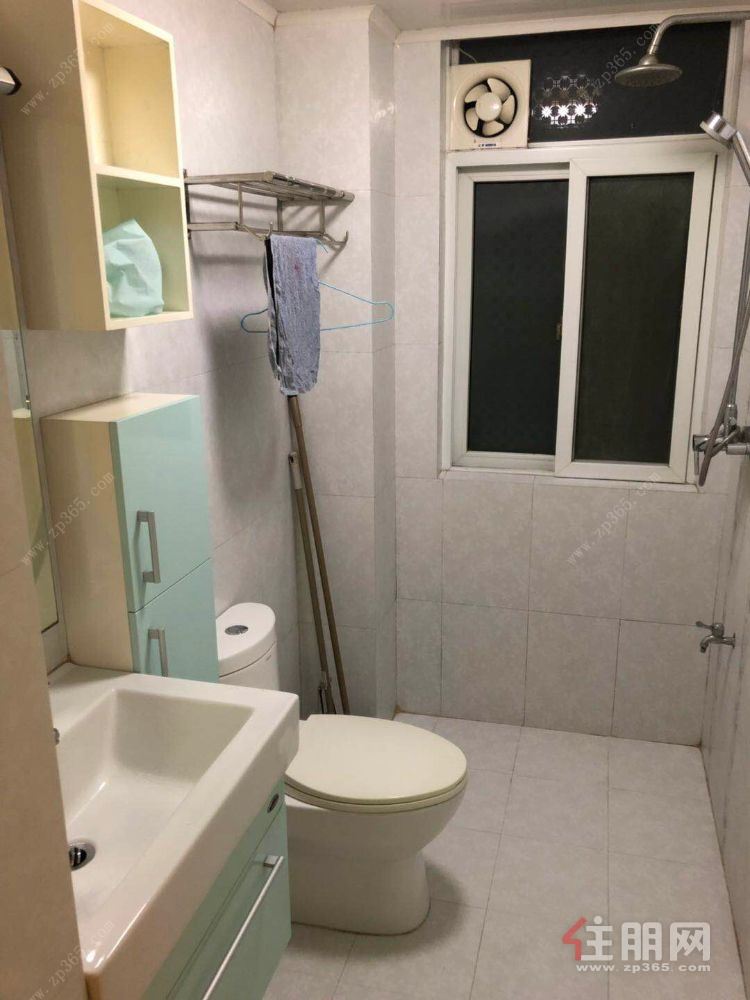 盛世名门1室2厅出租,拎包入住