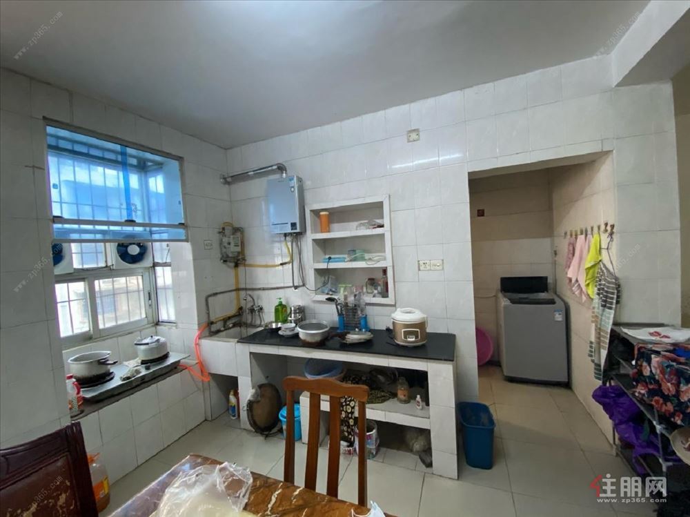 明秀路财经学院 南铁北三区修三房仅租1800元 随时看房