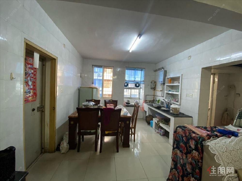 明秀路财经学院 南铁北三区修三房仅租1800元 随时看房