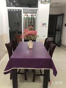 白沙大道-龙光普罗旺斯向日葵庄园 交通便利 家具齐全 拎包入住