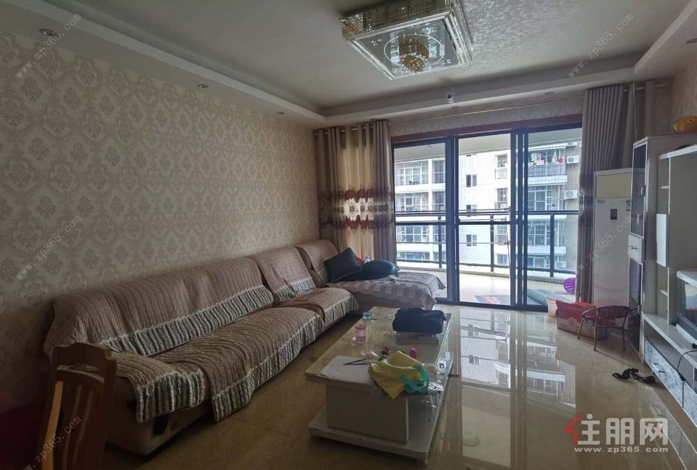 阳光城小区4房2厅2卫电梯房,配套齐全。