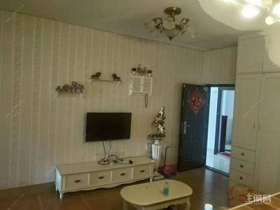 大学东路,民族大学附近 同人西湖东郡 1400元 1房 拎包入住