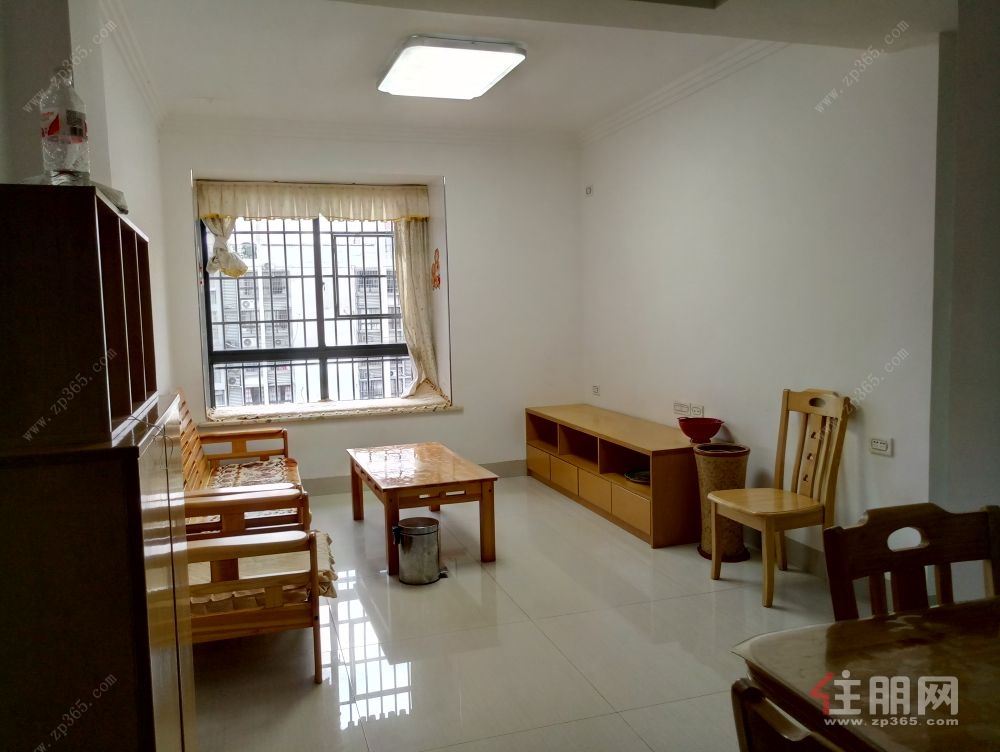 万象城傍 兴怡园2房2厅1卫