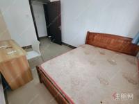 西大地铁口旁单间出租，家具齐全，随时可以**