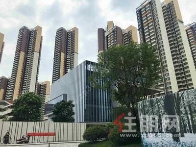 北湖路-北湖路万象华府个人住宅127平方四房全新装修家电齐全（可配家具）