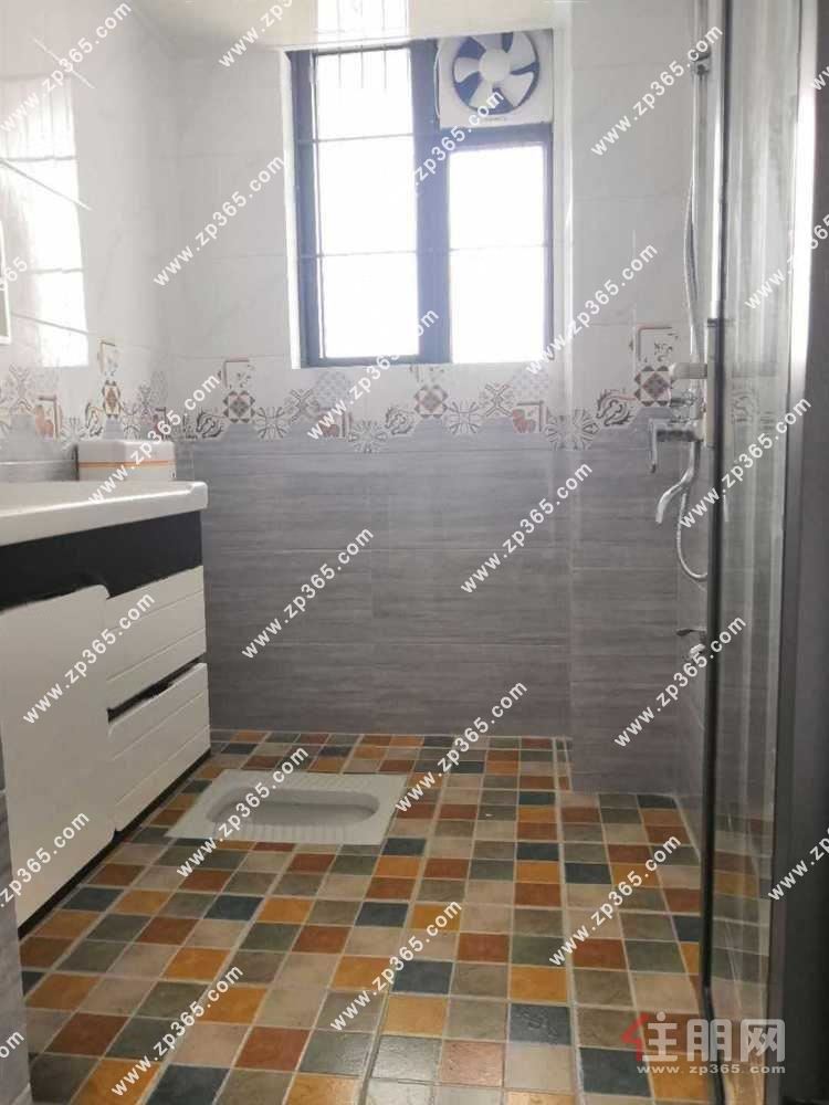 精美一室一厅 美国城 1600一月 拎包住 楼下是会展中心