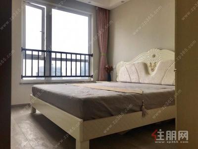 长湖-青秀区 长湖凤翔路口 全屋配套完全 多条公交线直达 采光充足 正前方就是航洋城