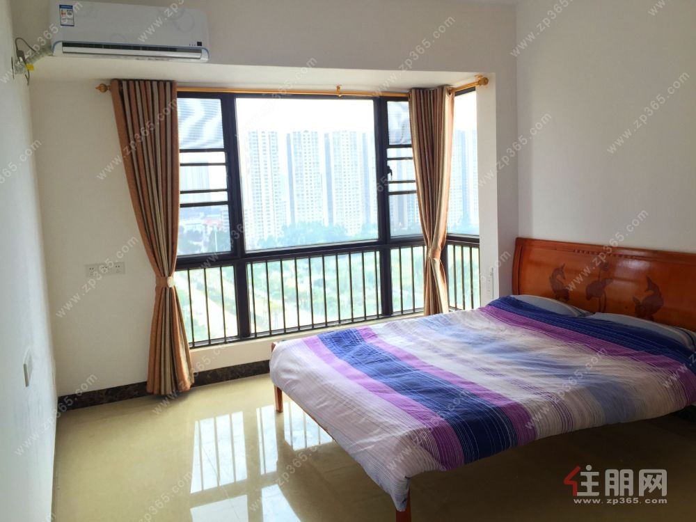 华泰官邸3房2厅2卫,配套齐全,拎包入住,相邻体育中心。非诚勿扰!