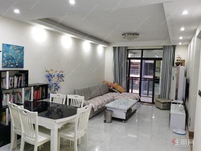  东盟商务区-靓房 绿海云天 装修保养好的两房 配齐 有钥匙