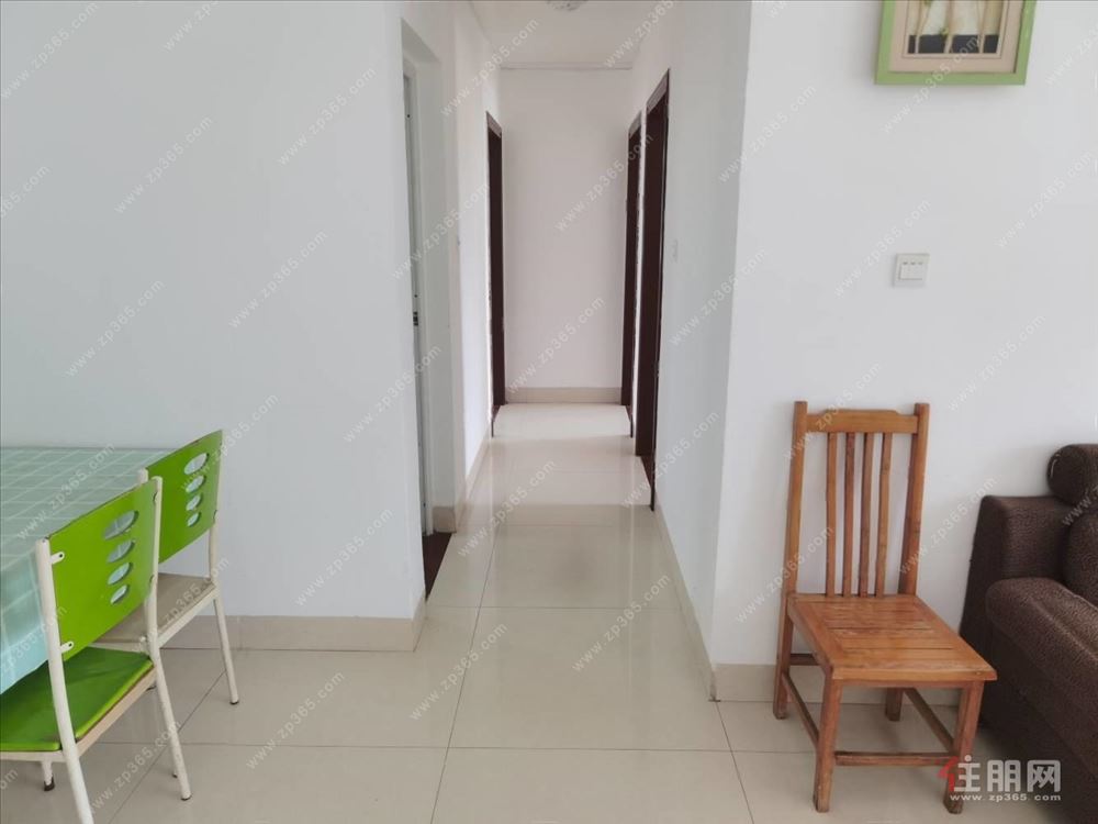 东盟商务区,朗东客运站,莱茵湖畔精装大三房两卫,拎包入住