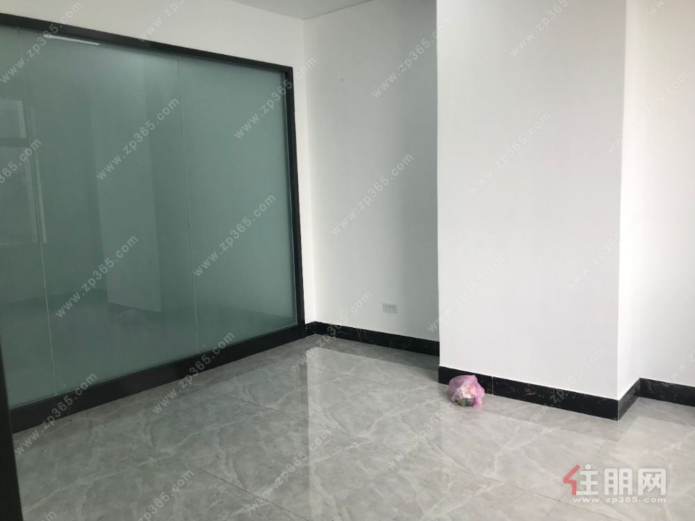 出租航洋城145平 6000一个月