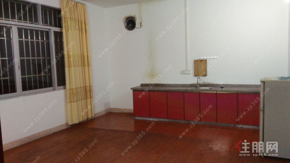 高铁站东侧2房1厅1卫精装套房岀租