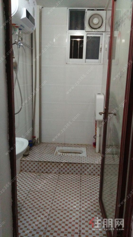 高铁站东侧2房1厅1卫精装套房岀租