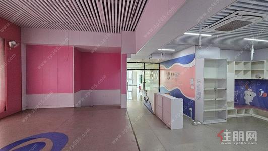 明秀东路-荣和山水绿城 821.51㎡旺铺招租  租金40元/㎡/月 可谈