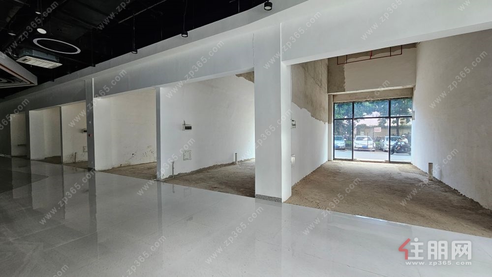 荣和山水绿城 59.19㎡一楼商铺 月租80元/㎡/月 可谈