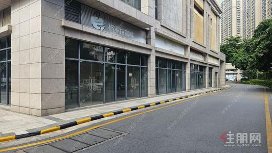 兴宁区-荣和山水绿城1楼55㎡商铺出租 兴宁区明秀东路88号近地铁 租金80元/㎡/月 可谈