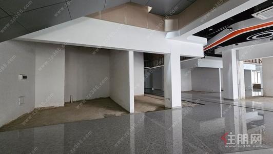 兴宁区-荣和山水绿城 兴宁区明秀东路 1楼商铺出租 租金80元/㎡/月起