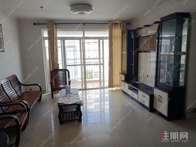 鲁班路-金水湾花园南区三房1600元家电家具齐全