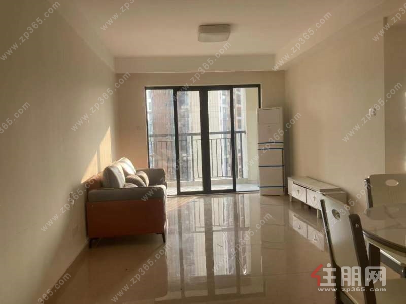 华润二十四城、地铁口,精装两房