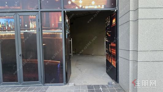 五一路 -荣和伍壹大道一期临街现铺出租 103号80.52㎡，60-100元/㎡/月