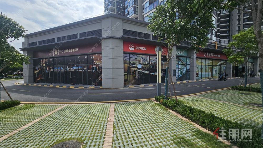 荣和伍壹大道一期临街现铺出租112号54.74㎡,60-100元/㎡/月