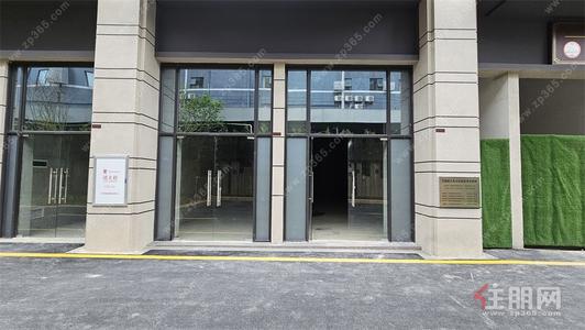 凤岭北，荣和凤岭学府凤岭北芯商铺出租！72.14㎡ 5.09 米挑高 + 全业态，邻东站 + 学校旁！