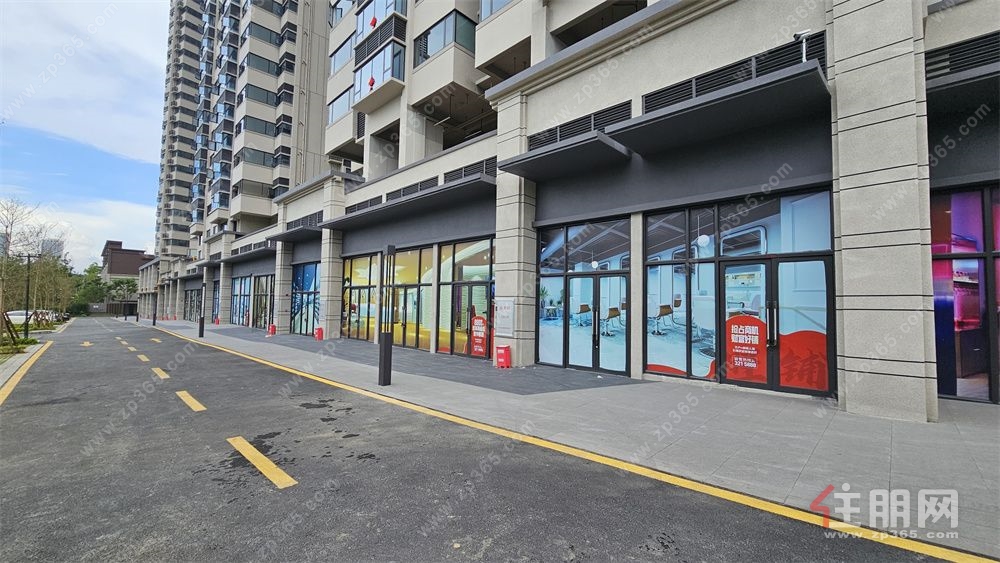 荣和凤岭学府凤岭北芯全优铺出租!57.9㎡全业态+邻东站 + 学校旁!