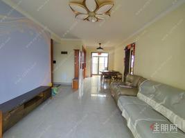 五象湖旁，地铁口，万象汇精装三房