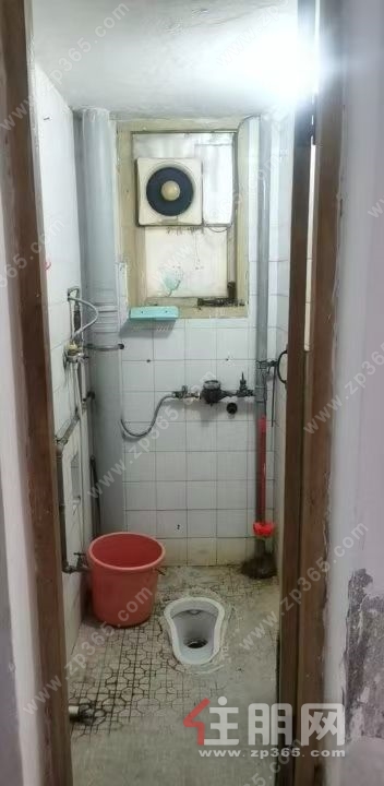 新阳南永和小区 2房1厅 53㎡ 临邕江近学校 老城区交通便利 房子保养好干净采光佳