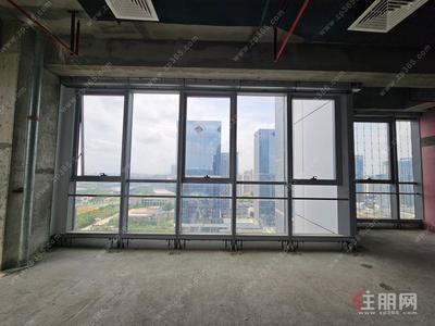  五象大道，震旦广场72平方米写字楼出租 良庆区五象大道 地铁口旁