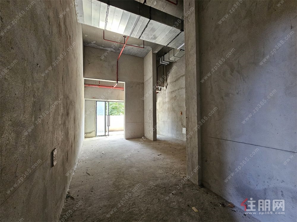 江南 C 位62.29㎡宝藏铺!西派澜岸好铺开发商直租,仅30元/㎡/月好铺快冲不等人~