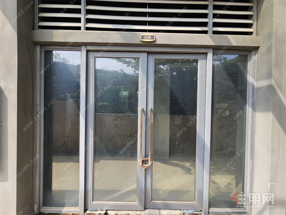 江南 C 位62.29㎡宝藏铺!西派澜岸好铺开发商直租,仅30元/㎡/月好铺快冲不等人~