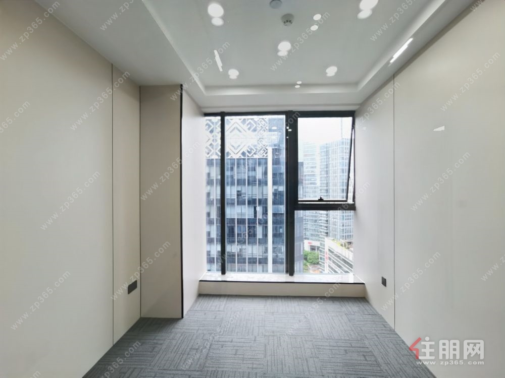 全新装修95平2+1格局3800含物业费、办公环境舒适、五象总部大厦
