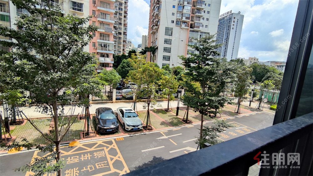 竹溪大道24㎡地铁口办公楼出租  地段核心人流旺盛 多业态可做