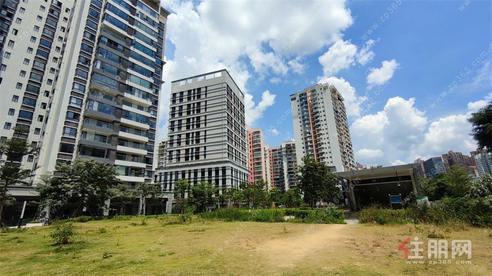 竹溪大道地铁口62㎡旺铺出租！出地铁直通铺面门口，人流稳定生意好
