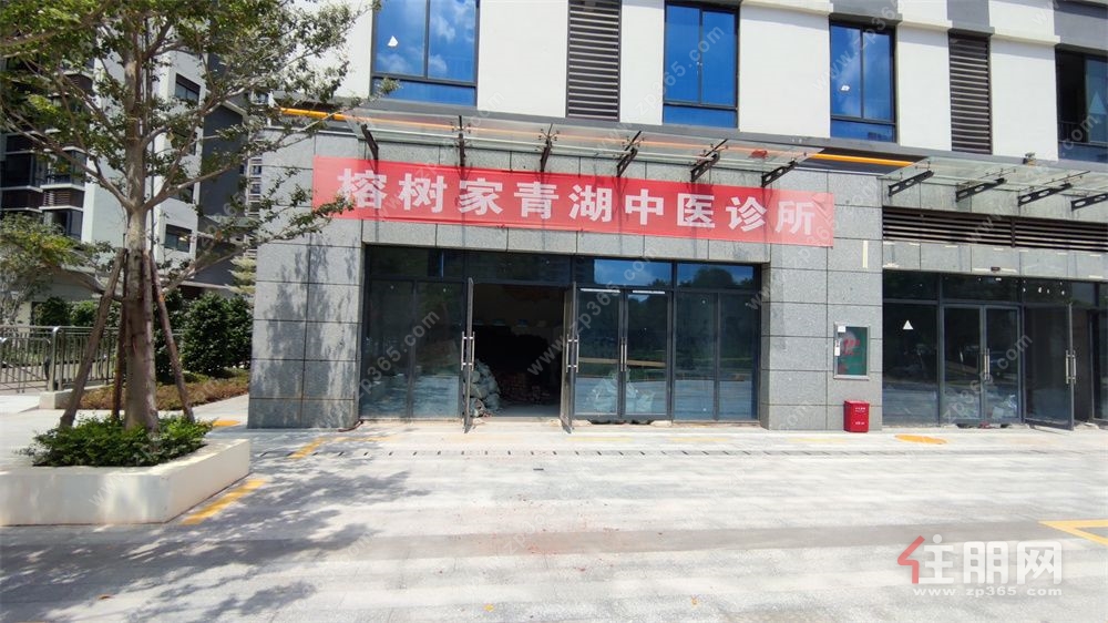 地铁 3 号线零距离！青湖苑92㎡地铁口临街旺铺火热出租
