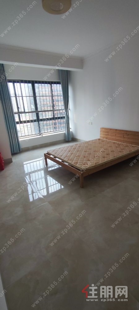 武鸣锦绣家园刚需三房诚意出租  简装 家具家电齐全 拎包入住 1300元/月