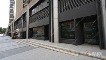 近滨江休闲带，西派御江临街旺铺，开店客流源源不断