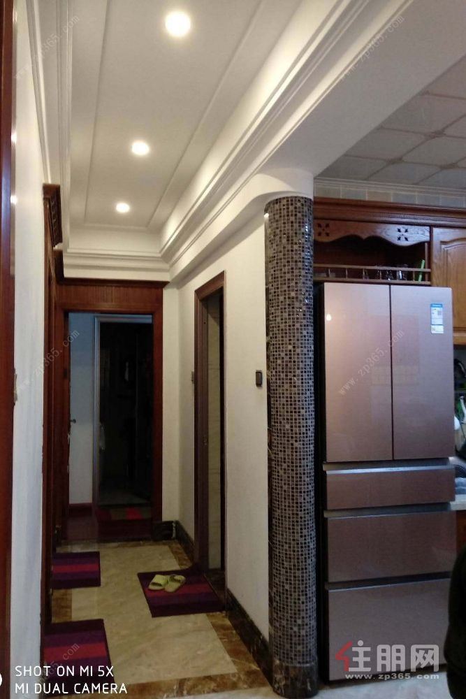 出售 人和莱茵花语 4房2厅2卫 实际使用面积近120平方米