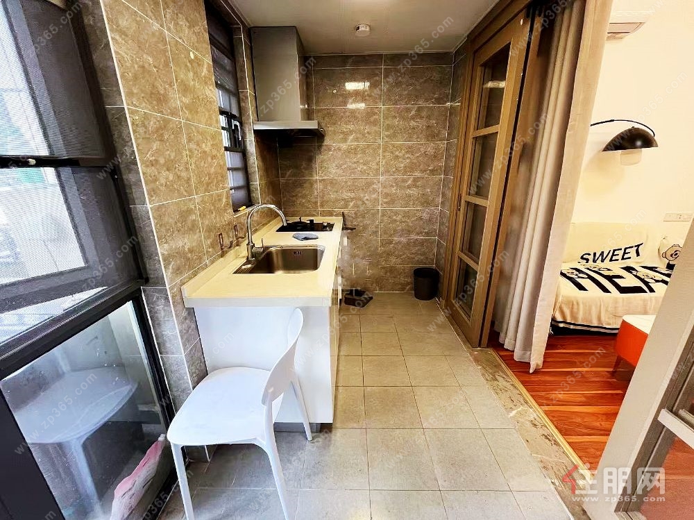 市中心朝阳商圈总价29.8万