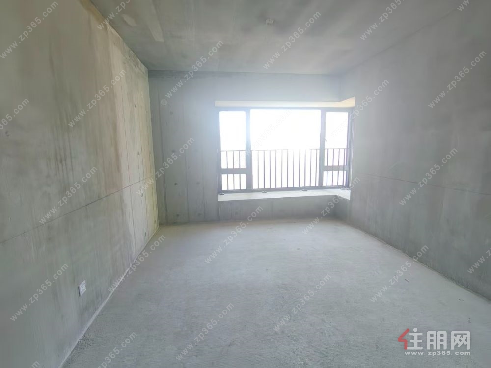 华润地铁口,南北对流户型,单价不过万