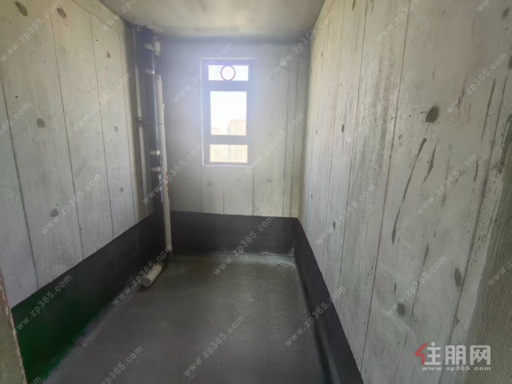 华润地铁口,南北对流户型,单价不过万