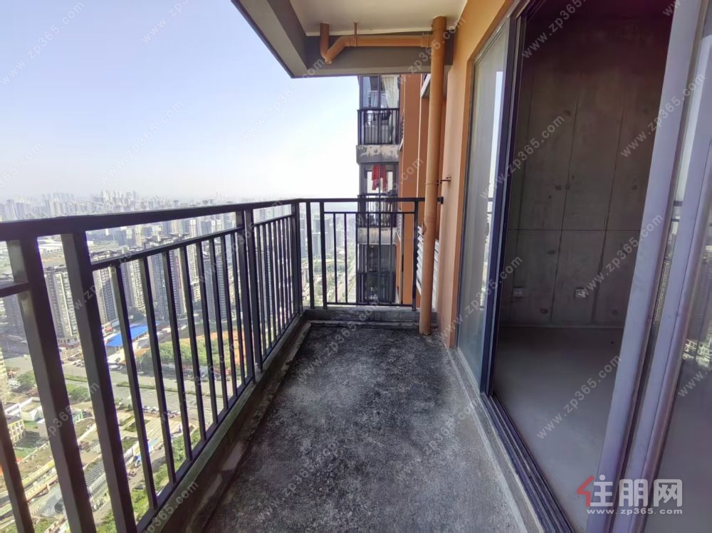 华润地铁口,南北对流户型,单价不过万