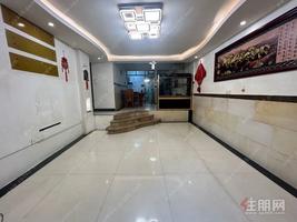 梦之岛花园4房2厅1卫青秀区青环路精装4房，小高层