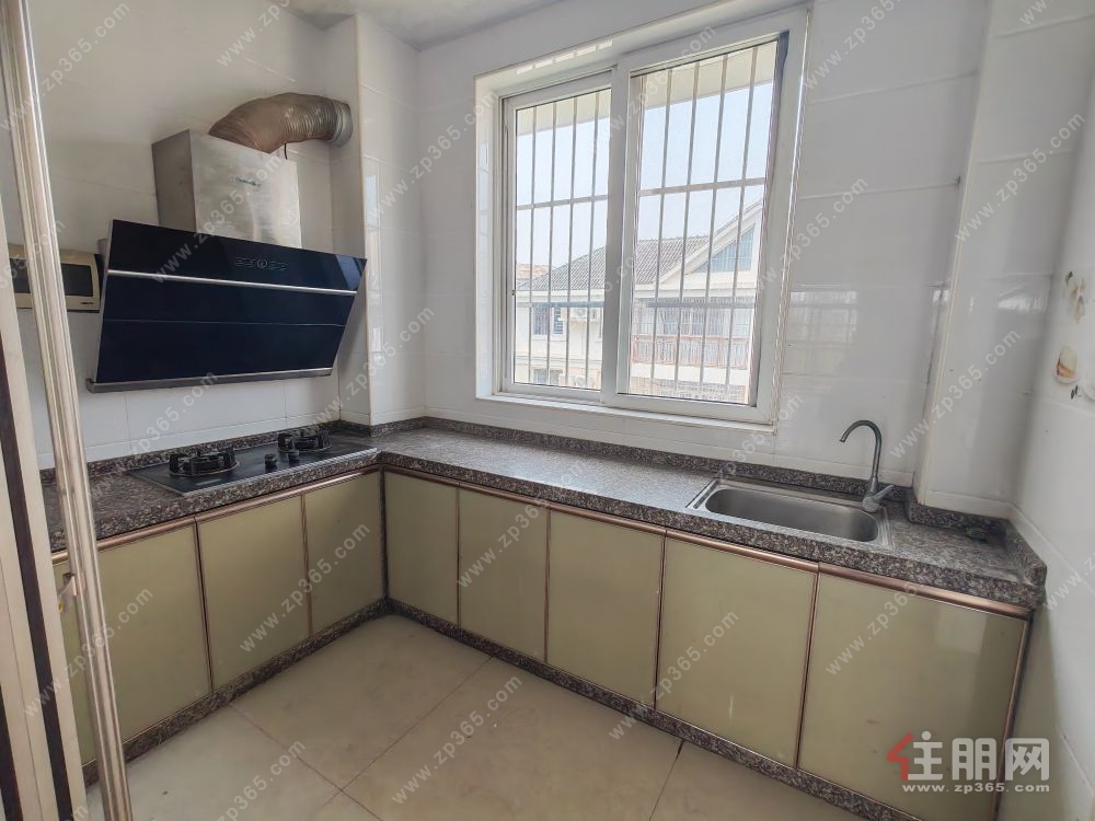 凤岭北核心位置单位房带阁楼3房  环境清静  临近会展航洋城  万象城等  凤翔书包