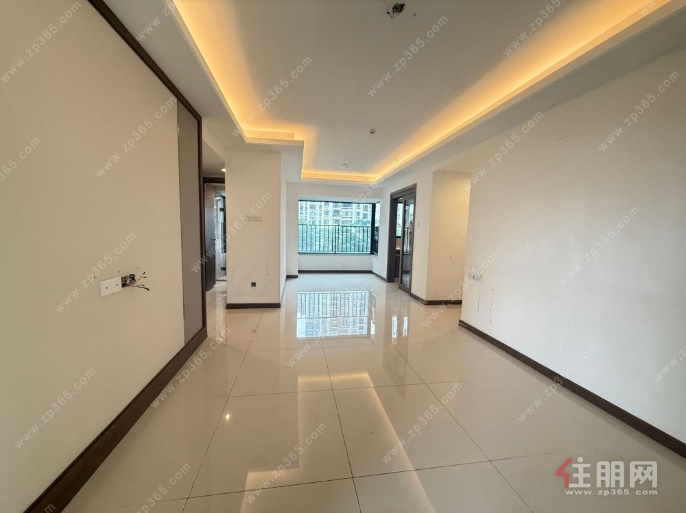 华发国宾一号3房两厅